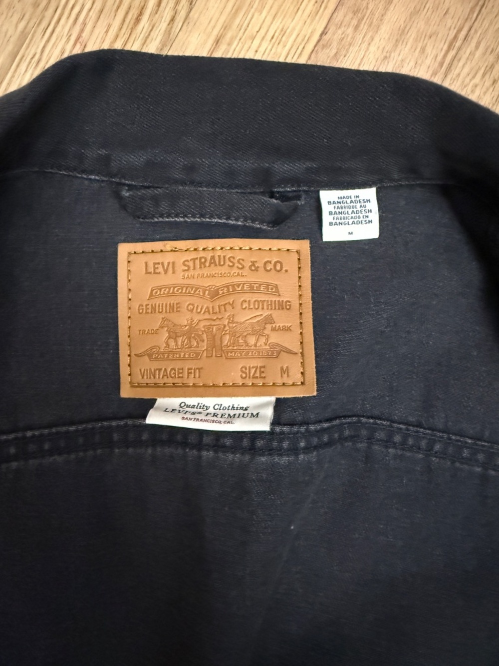 Levi’s Premium Vintage Fit Black Denim Trucker Jacket – Medium - Picture 3 of 7